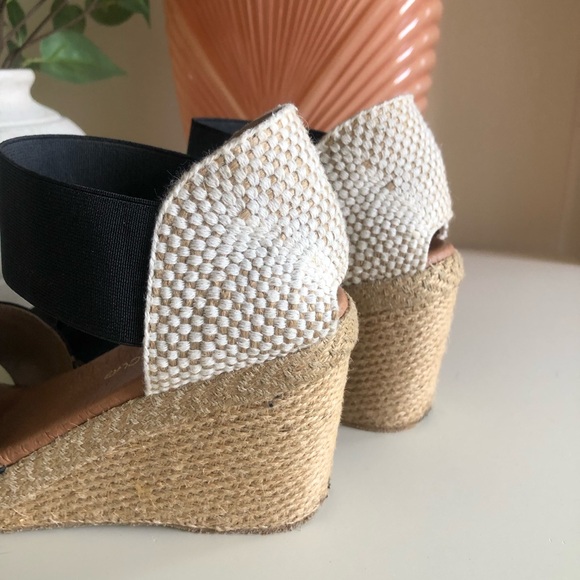 Andre Assous Espadrille Wedge Sandal Black Stretch Straps Leather Spain Size 7 - Picture 12 of 16